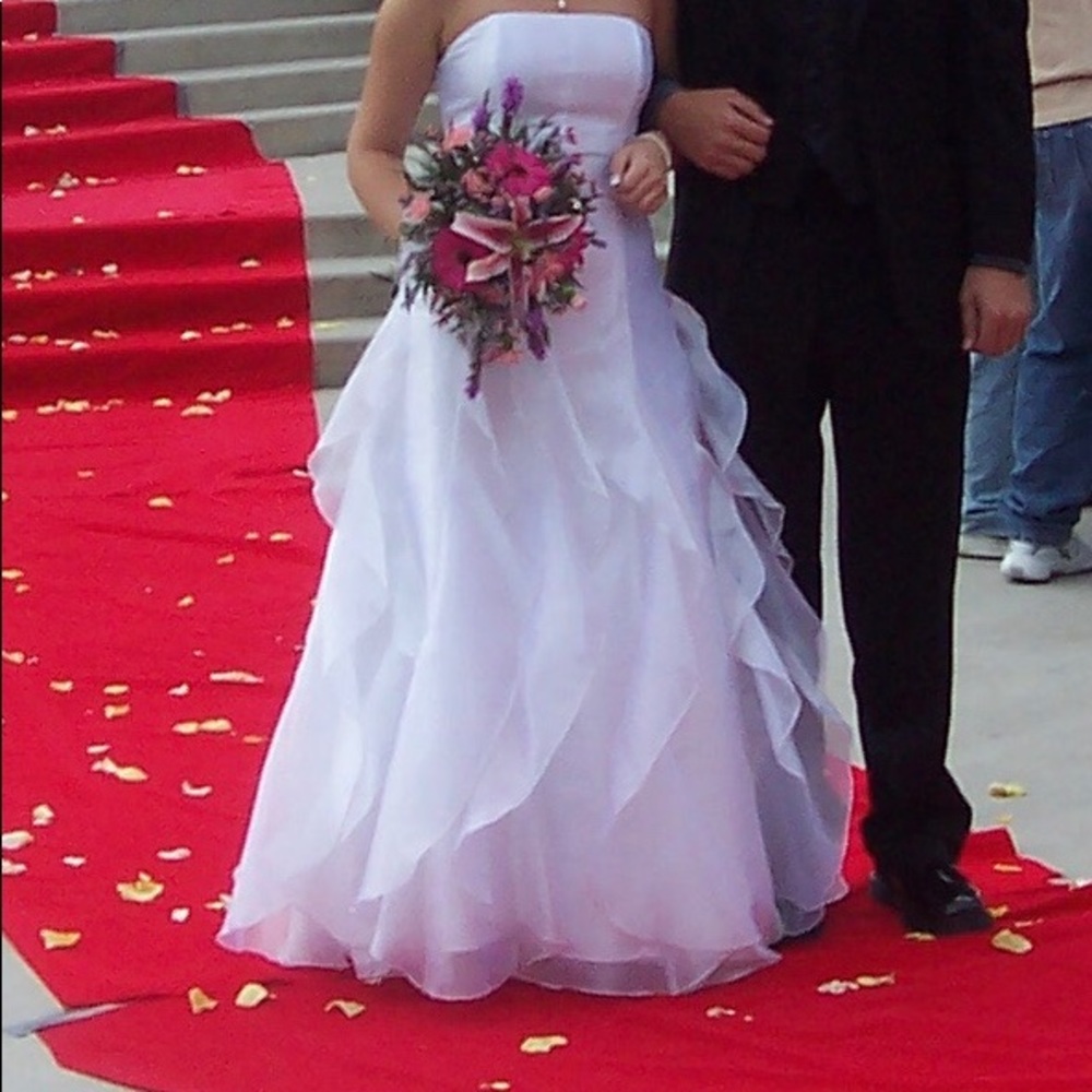 Jessica McClintock Prom/Formal White dress. Sz 5/6